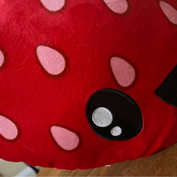 Scentco Smillows STRAWBERRY Scented Plush Throw Pillow - KAWAII - Picture 2 of 5
